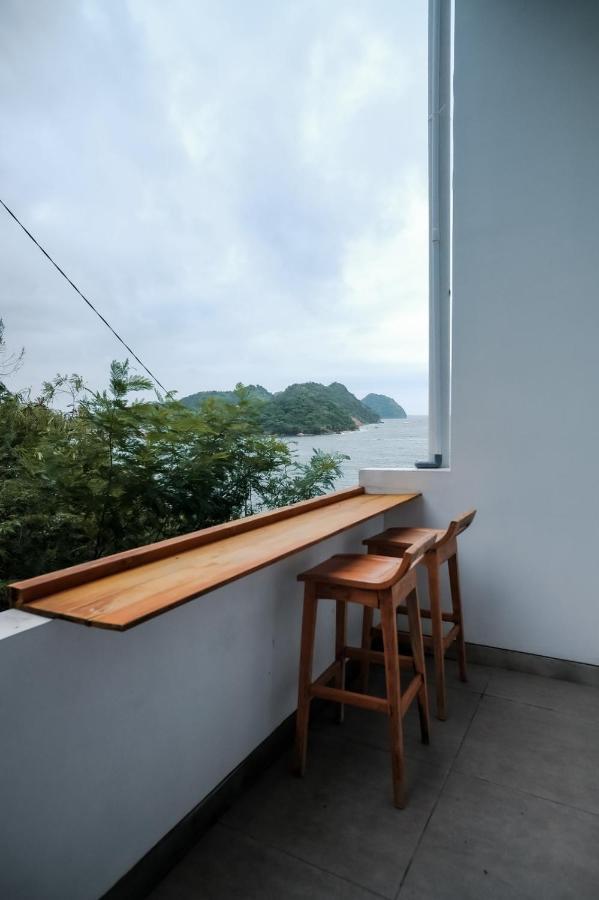 Escape Bajo Hotel Labuan Bajo Exterior foto