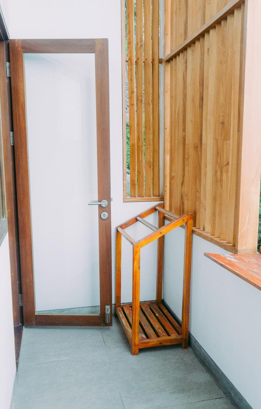 Escape Bajo Hotel Labuan Bajo Exterior foto
